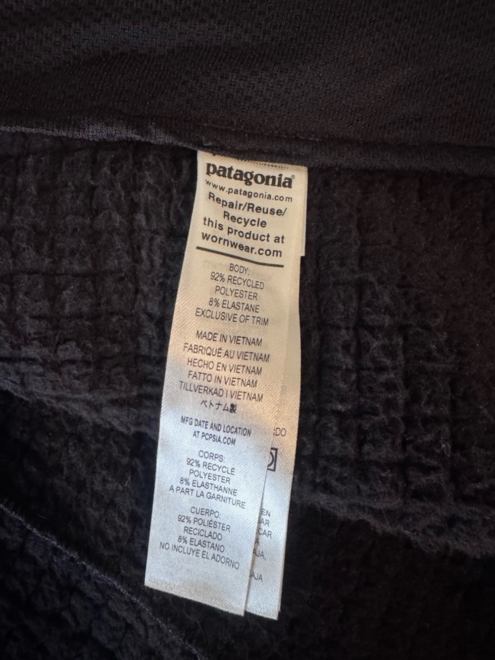 Patagonia Men's Black Lightweight Full-Zip Shirt Jacket - Picture 3 of 3